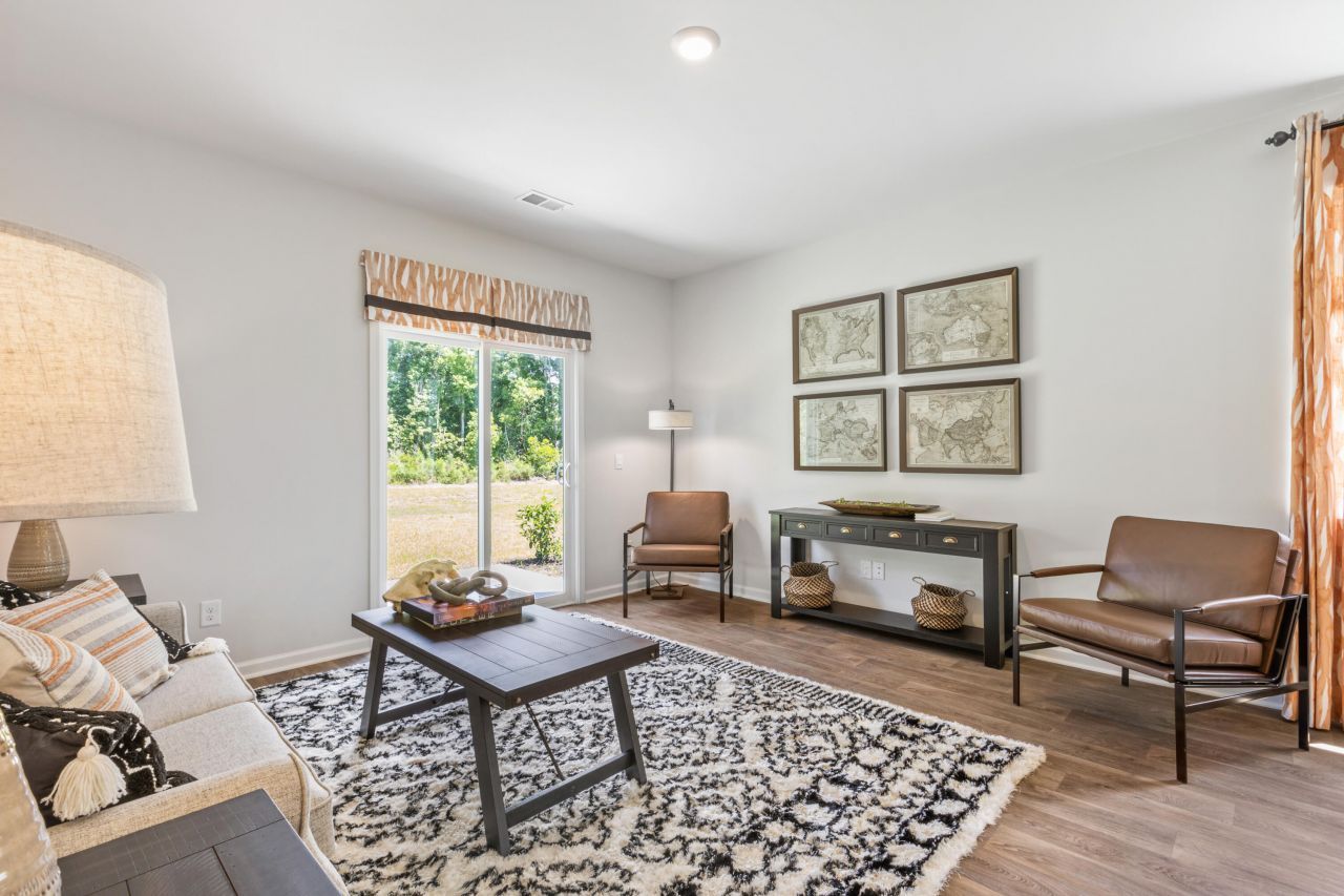 1061 Forrest Creek Drive Photo 12