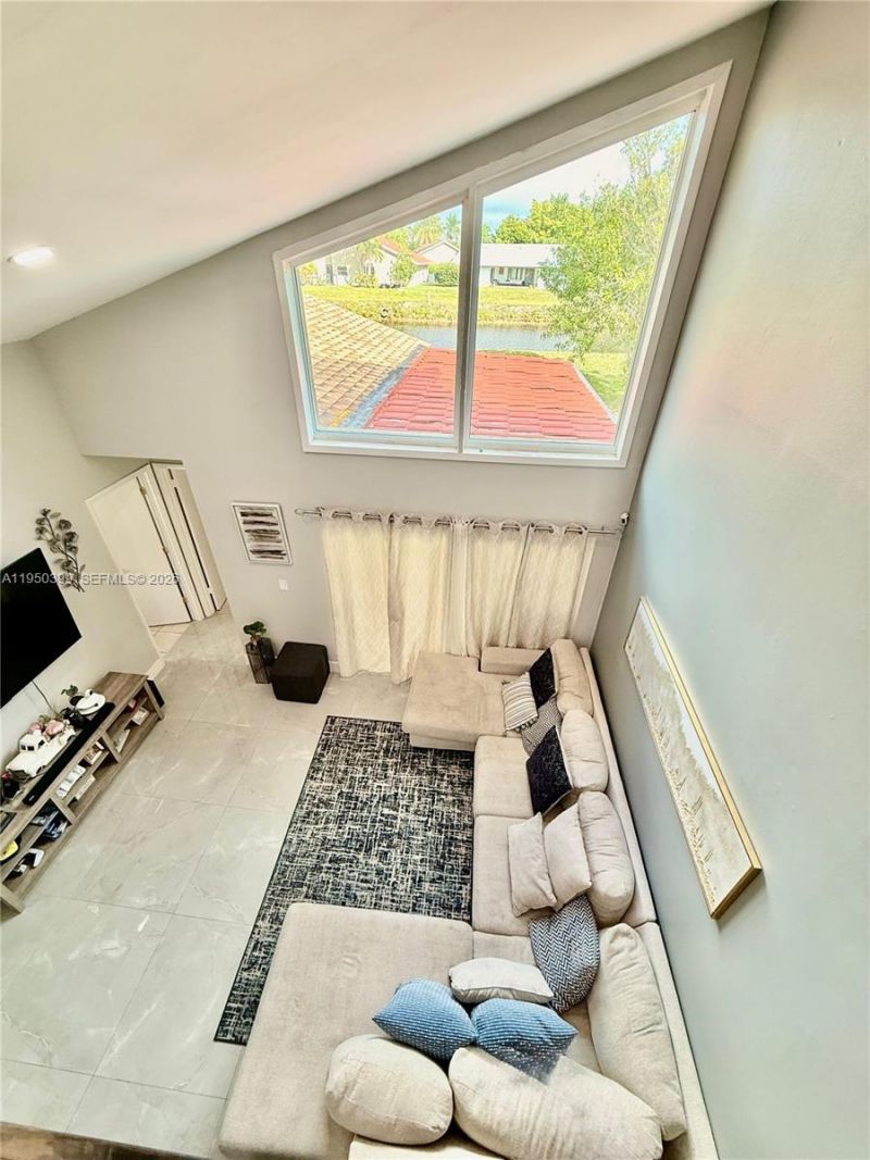 10625 NW 30th Pl, Unit 1, Sunrise, FL 33322 Photo