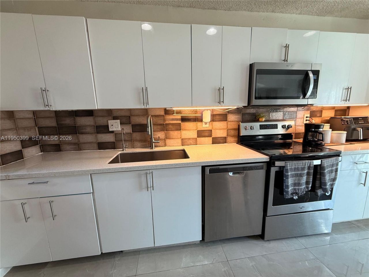 10625 NW 30th Pl, Unit 1, Sunrise, FL 33322 Photo