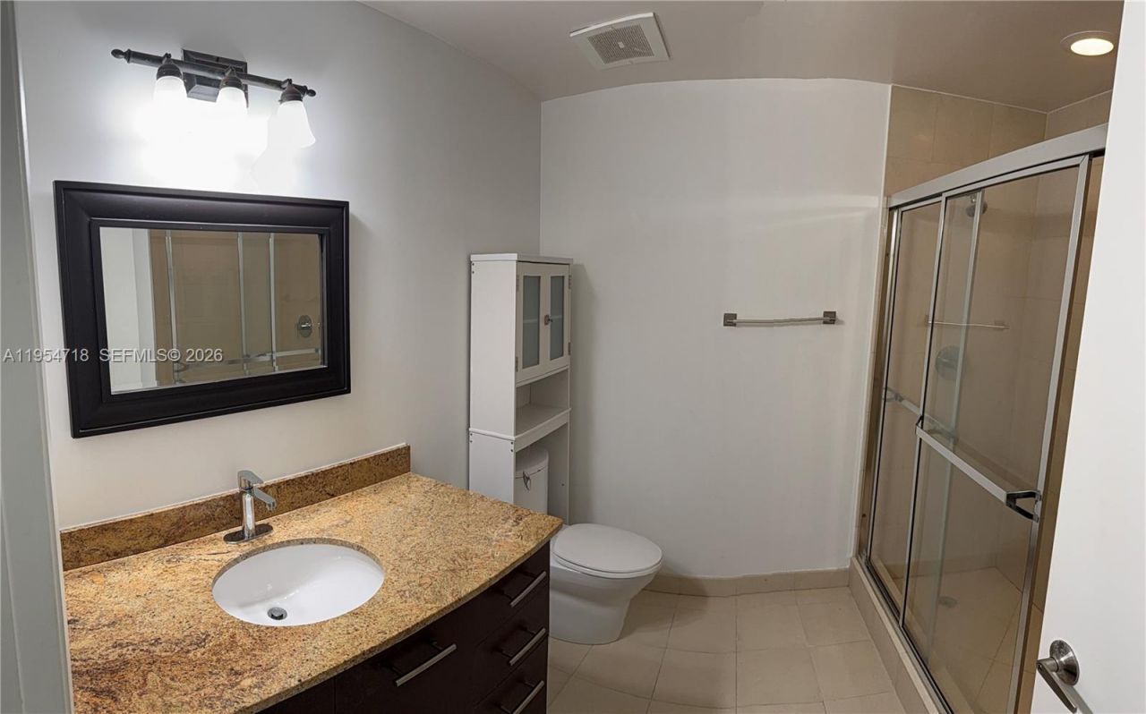 3029 NE 188th St, Unit 319, Aventura, FL 33180 Photo