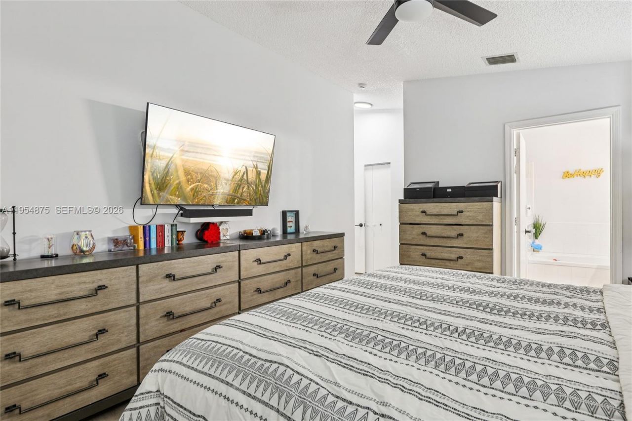 10412 SW 23rd Ct, Miramar, FL 33025 Photo