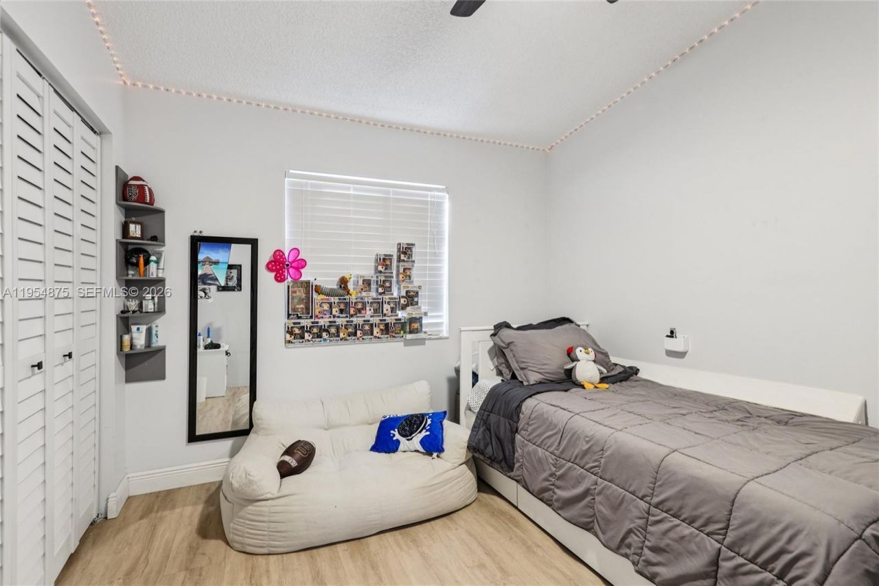 10412 SW 23rd Ct, Miramar, FL 33025 Photo