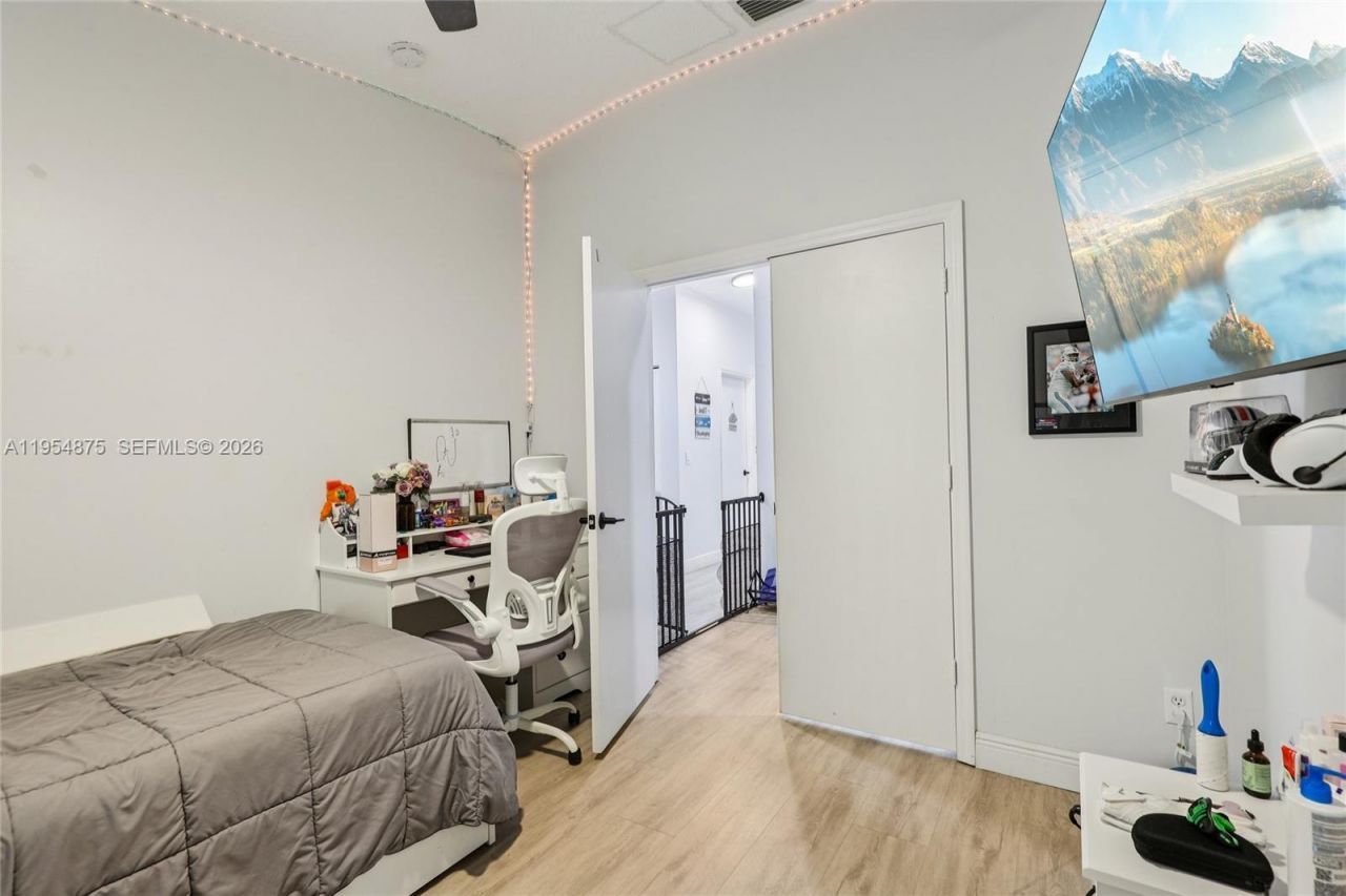 10412 SW 23rd Ct, Miramar, FL 33025 Photo