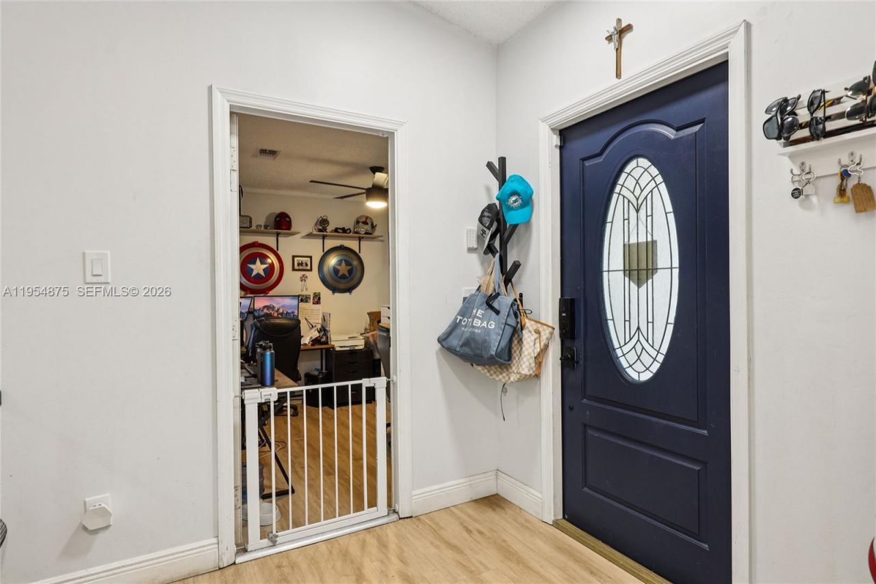 10412 SW 23rd Ct, Miramar, FL 33025 Photo