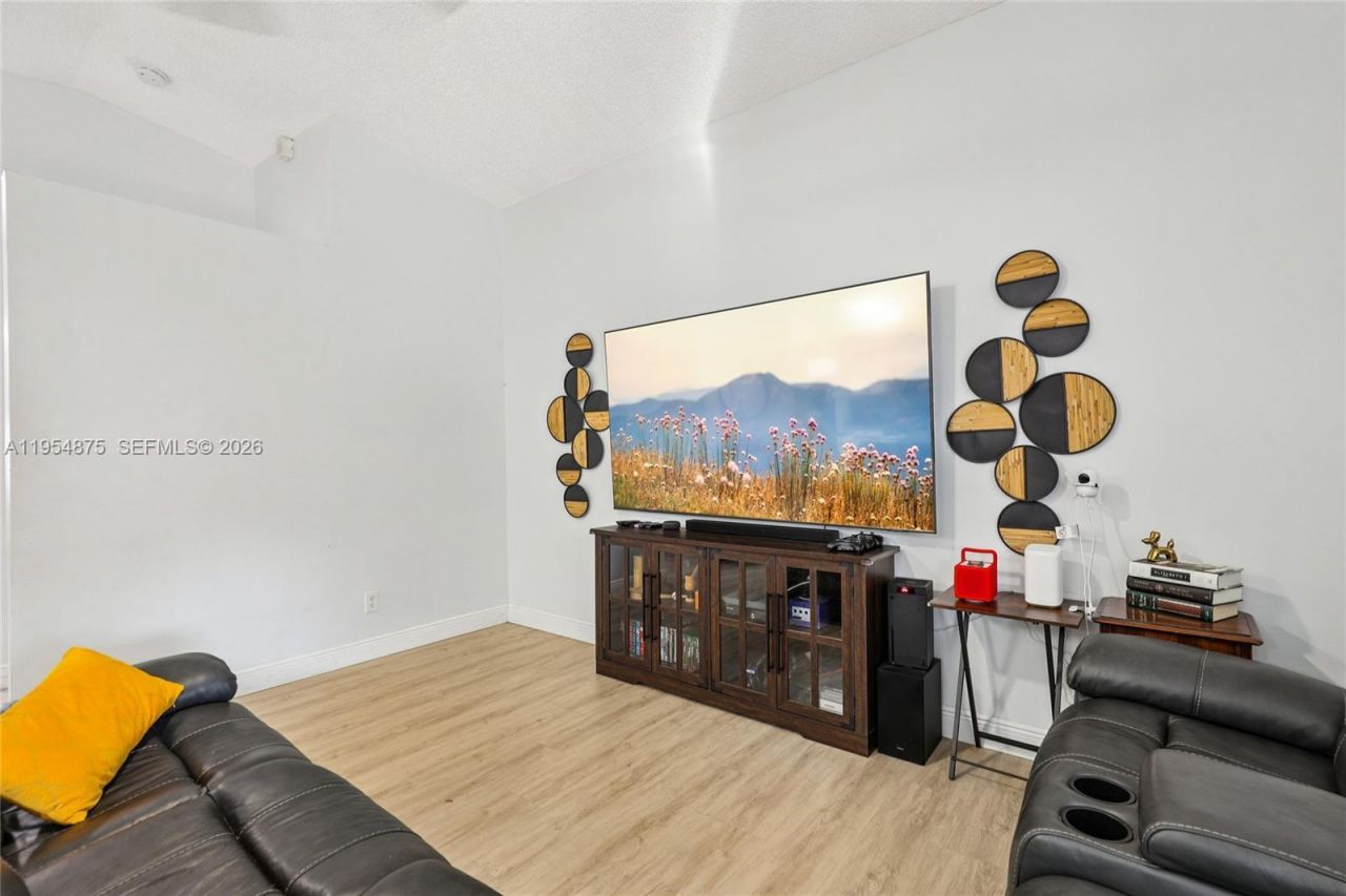 10412 SW 23rd Ct, Miramar, FL 33025 Photo