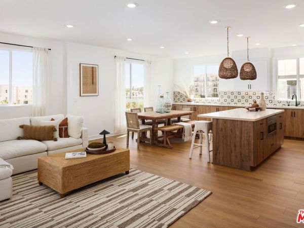 1681 Coral Sea Lane, Los Angeles, CA 90732