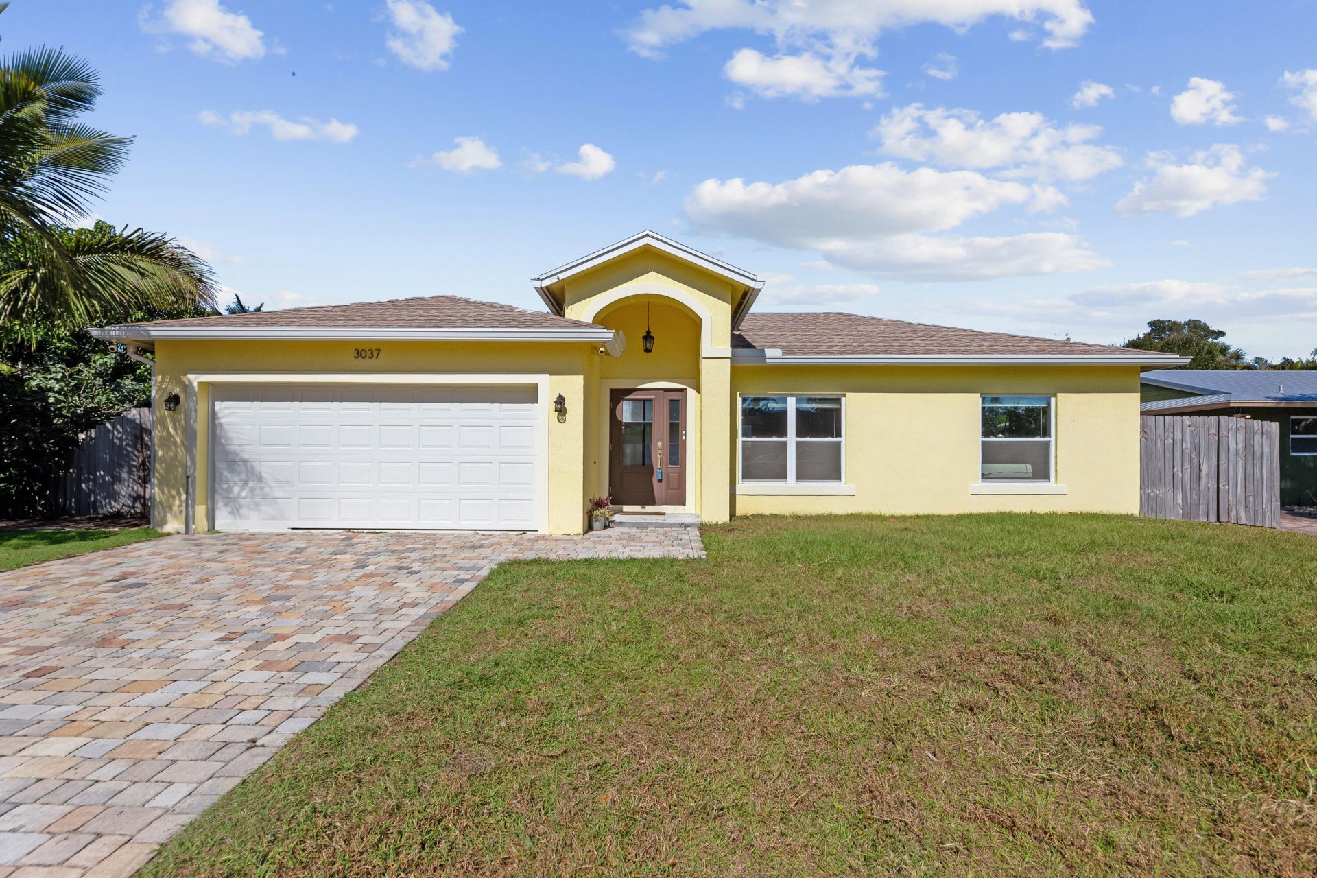 3037 SE Iris Street, Stuart, FL 34997 Main Photo