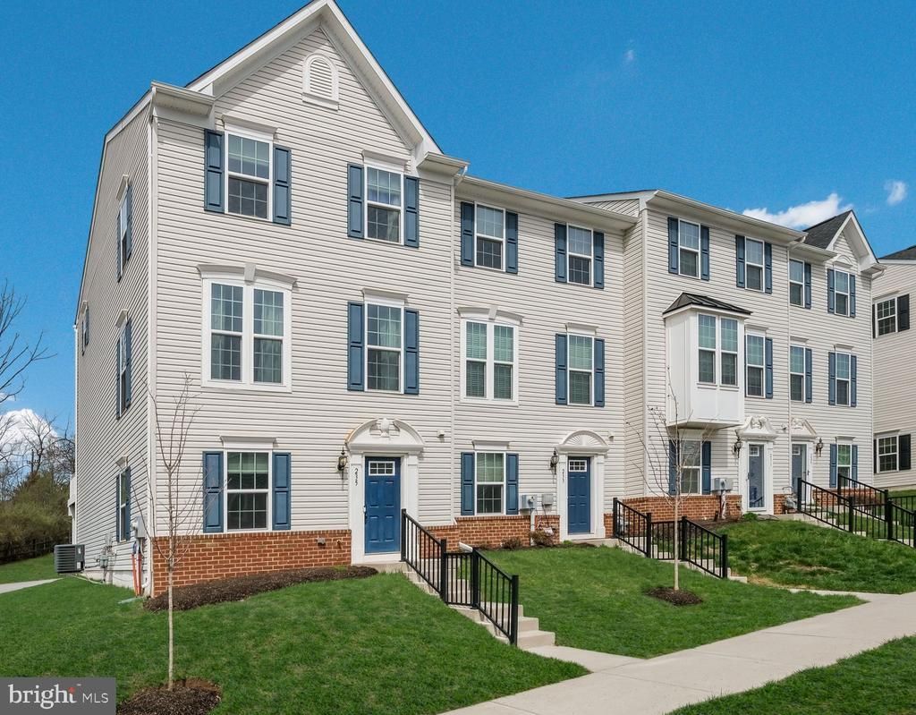 235 Ashburn Road, Phoenixville, PA 19460 Main Photo