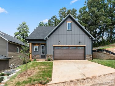 116 Chapel Crossing Lane, Unit 11, Weaverville, NC 28787