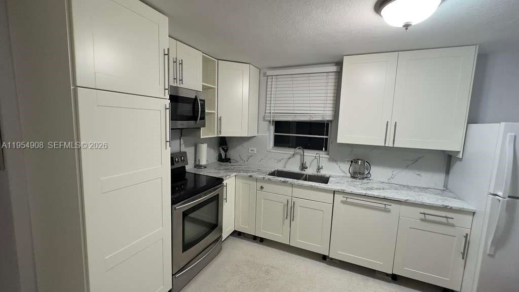 1610 N Hayes Str , Unit B, Hollywood, FL 33020 Photo