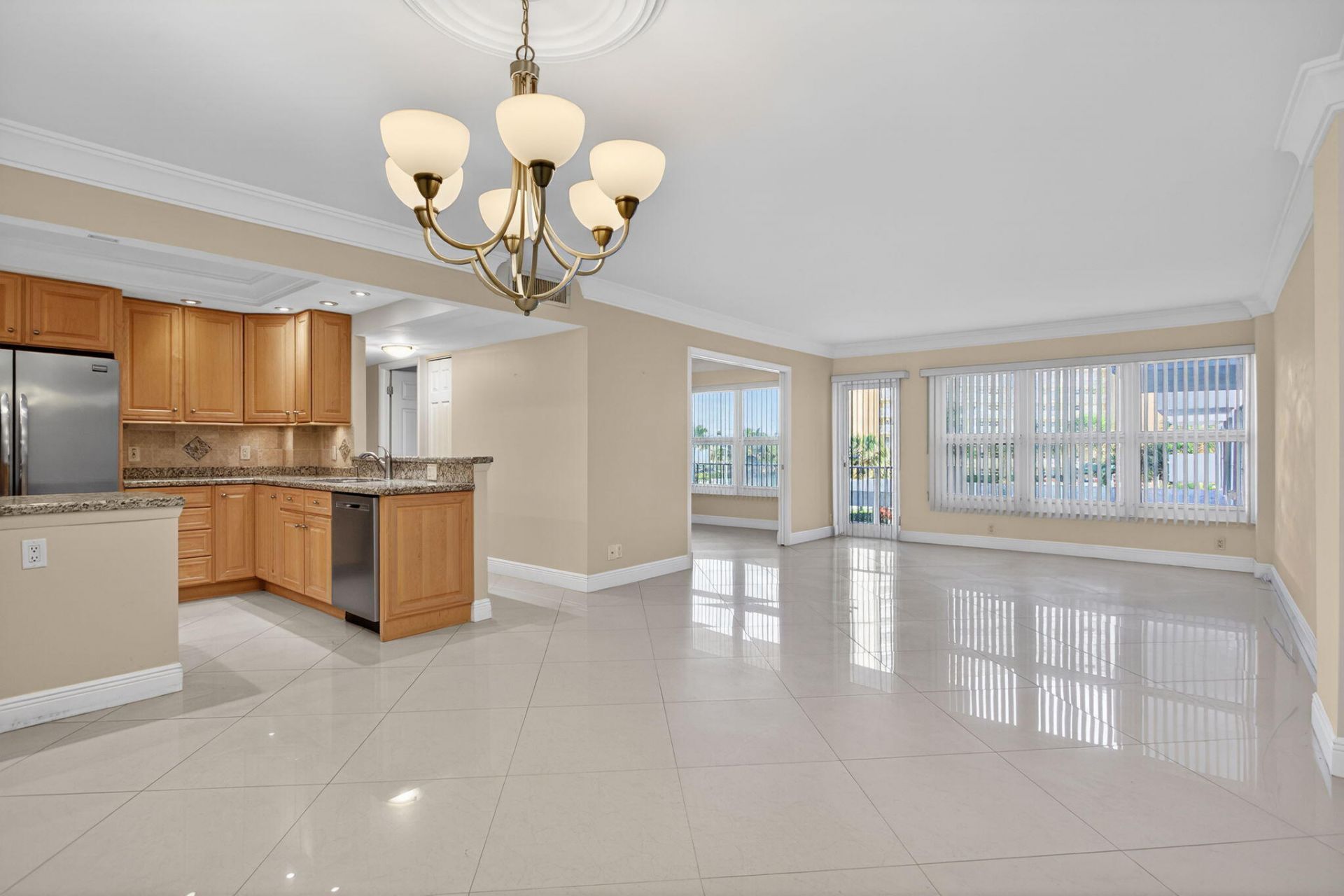 405 N Ocean Boulevard, Unit 208, Pompano Beach, FL 33062 Photo
