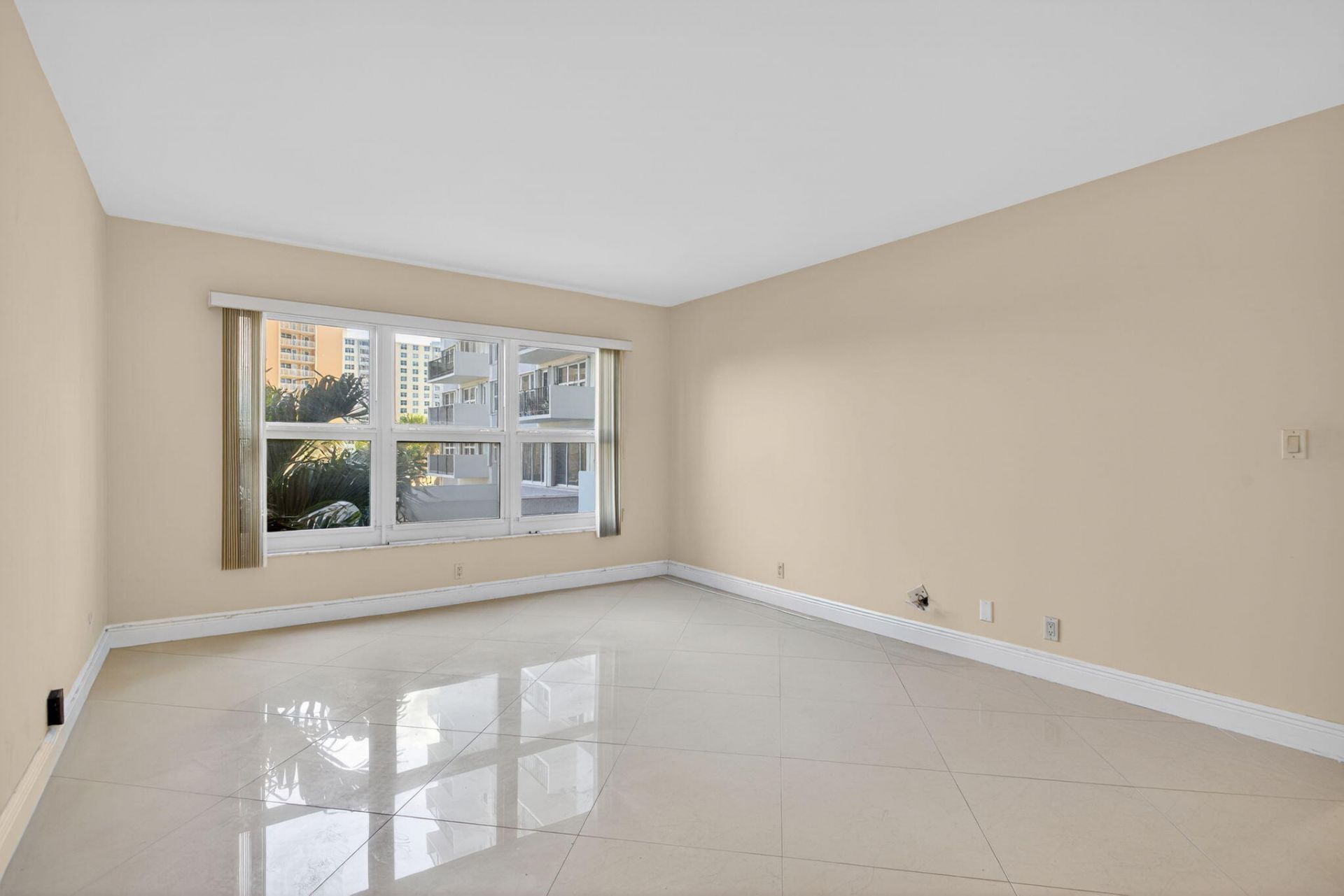 405 N Ocean Boulevard, Unit 208, Pompano Beach, FL 33062 Photo
