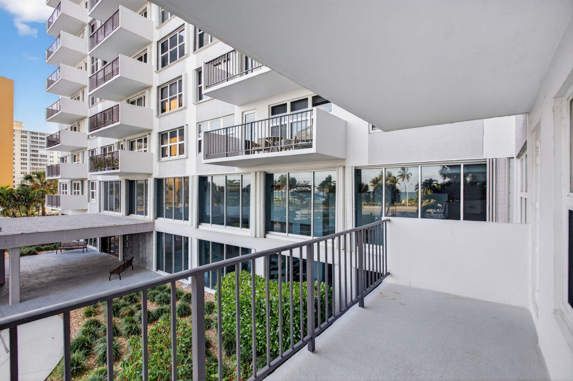 405 N Ocean Boulevard, Unit 208, Pompano Beach, FL 33062 Photo