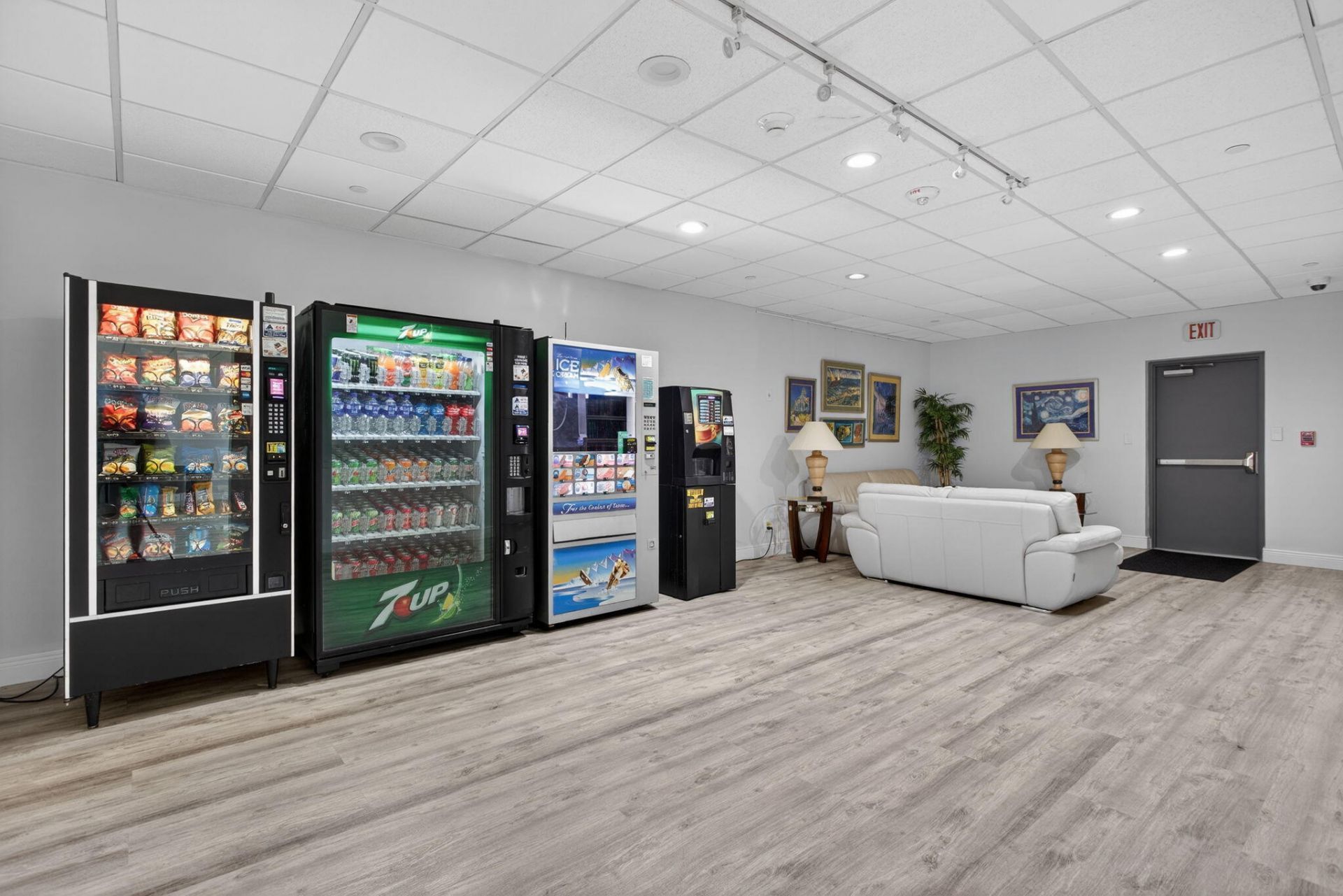 405 N Ocean Boulevard, Unit 208, Pompano Beach, FL 33062 Photo