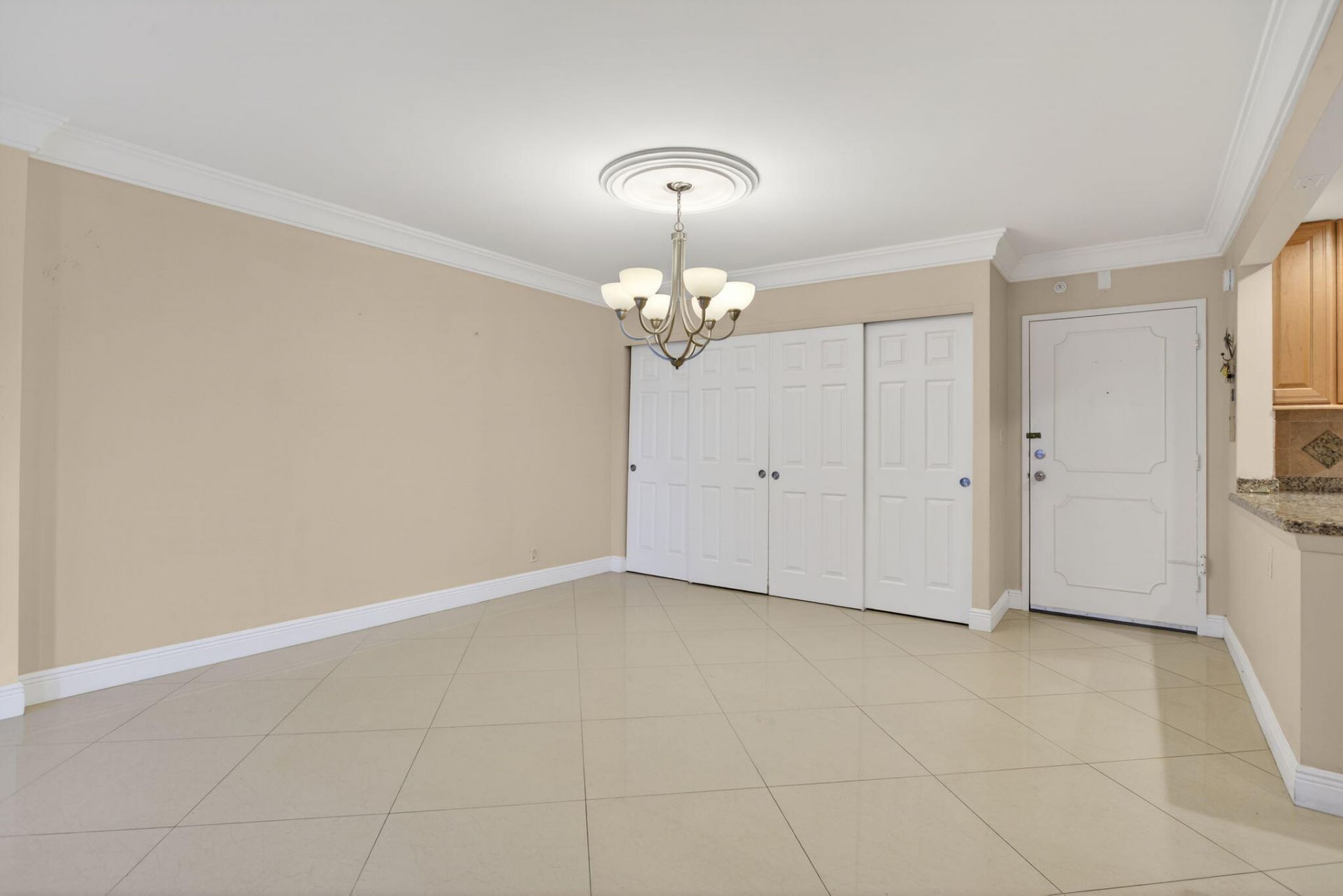 405 N Ocean Boulevard, Unit 208, Pompano Beach, FL 33062 Photo