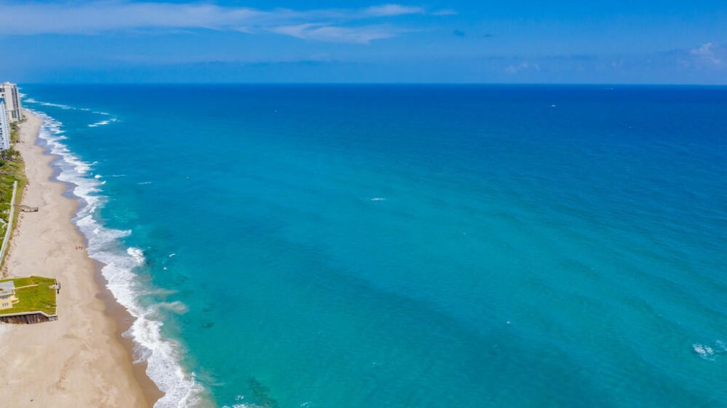 4200 N Ocean Drive, Unit 1-1806, Singer Island, FL 33404 Photo