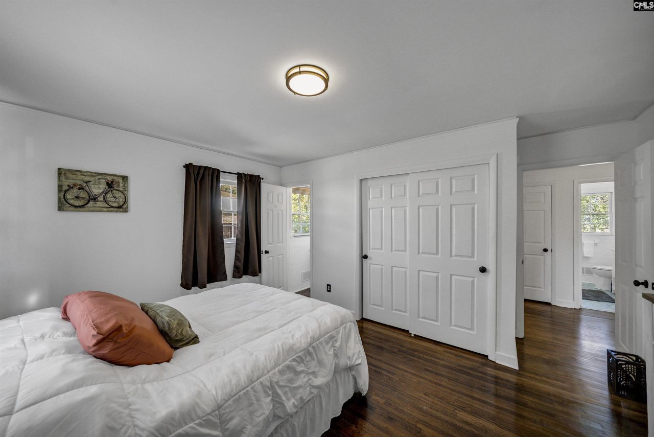 1731 Chadsworth Drive Photo 20