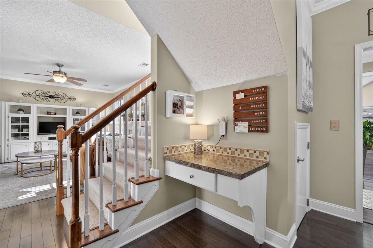 5407 W Berkers Court Photo 11