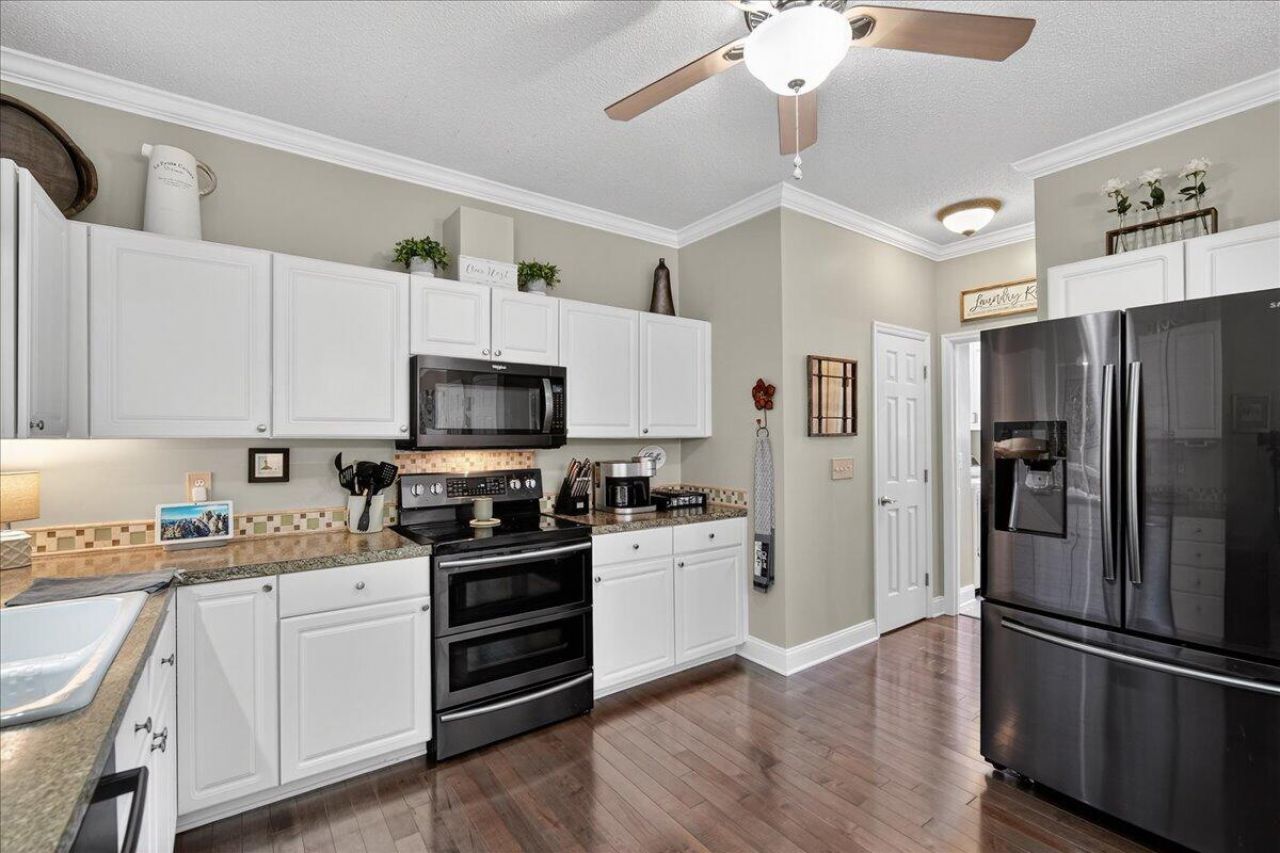 5407 W Berkers Court Photo 16