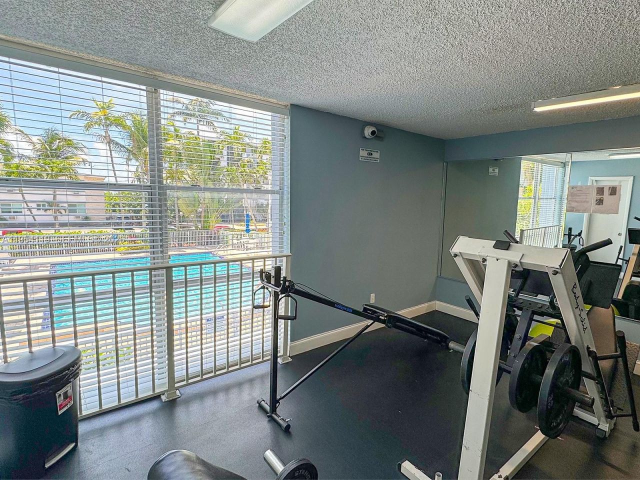 1801 S Treasure Dr, Unit 211, North Bay Village, FL 33141 Photo