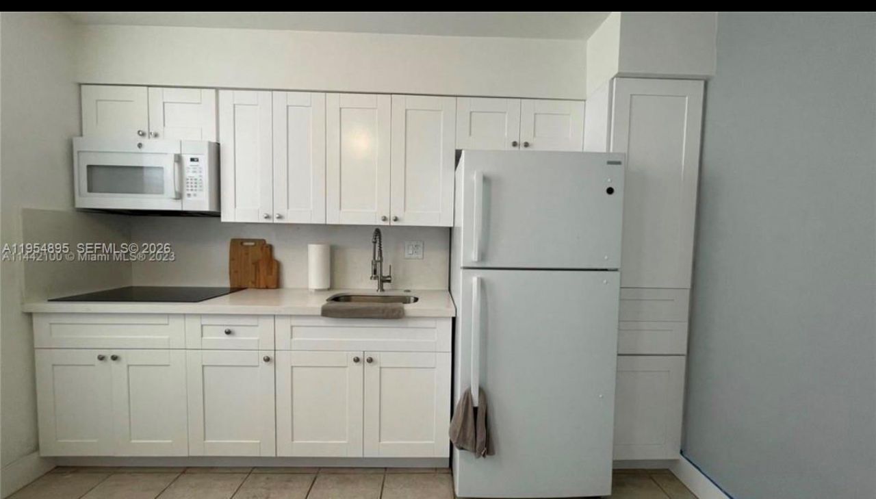 949 Pennsylvania Ave, Unit 302, Miami Beach, FL 33139 Photo