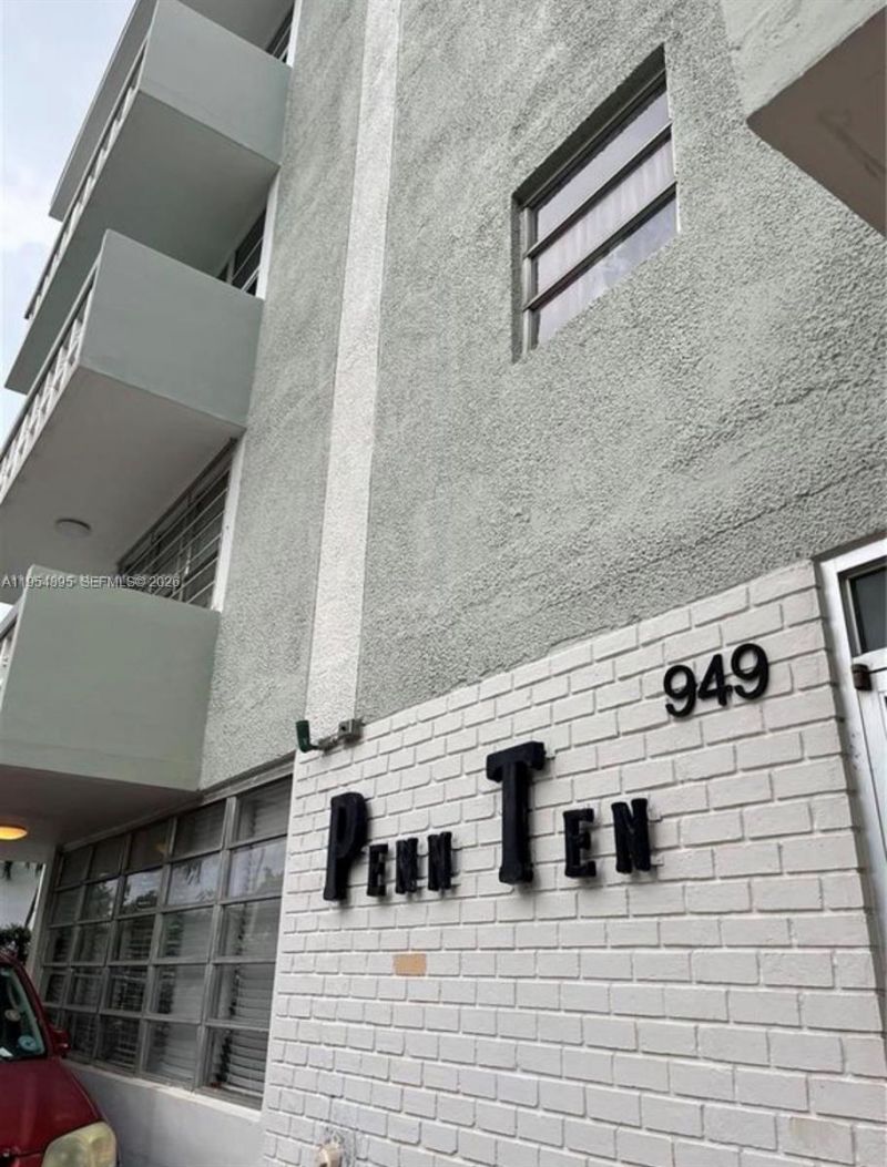 949 Pennsylvania Ave, Unit 302, Miami Beach, FL 33139 Photo