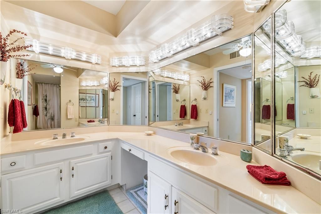 4551 Gulf Shore Blvd N, Unit 1506, Naples, FL 34103 Photo