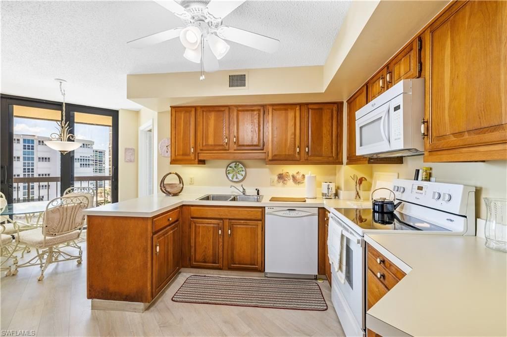 4551 Gulf Shore Blvd N, Unit 1506, Naples, FL 34103 Photo