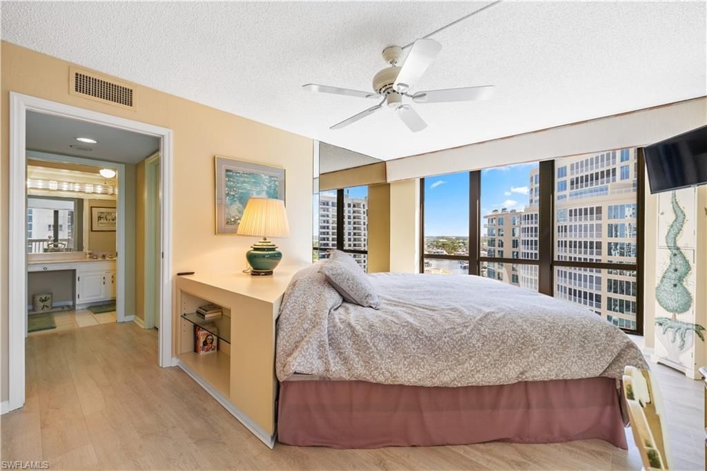 4551 Gulf Shore Blvd N, Unit 1506, Naples, FL 34103 Photo