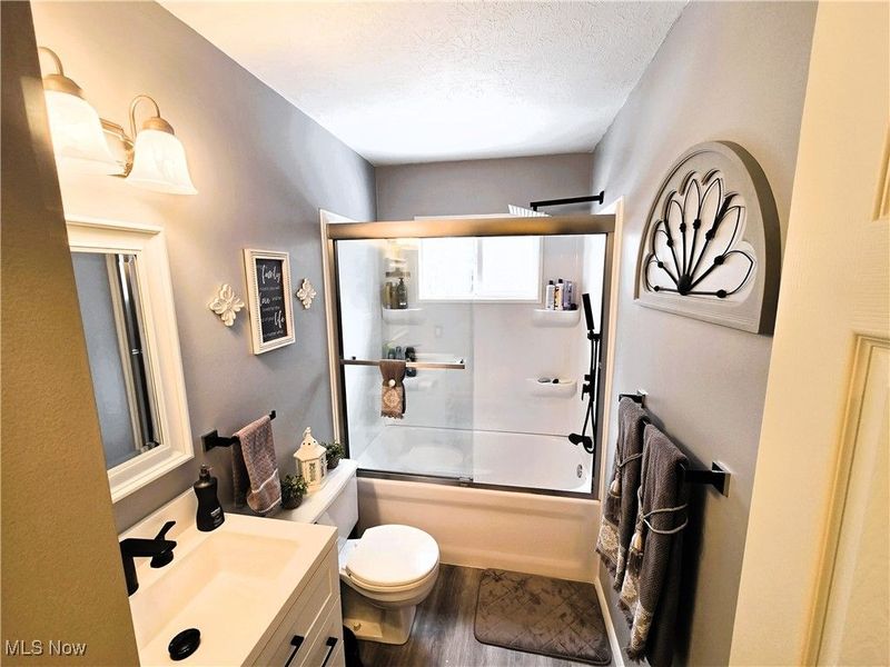 9155 Linden Circle, Windham, OH 44288 Photo 6