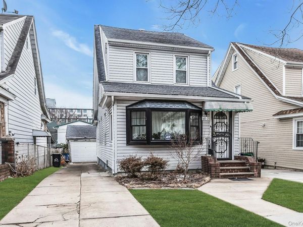 148-28 87th Avenue, Briarwood, NY 11435