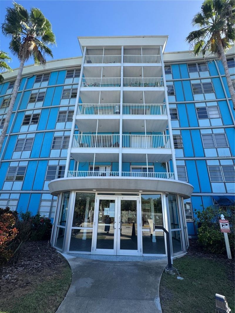 3315 58th Avenue S, Unit 109, Saint Petersburg, FL 33712 Photo