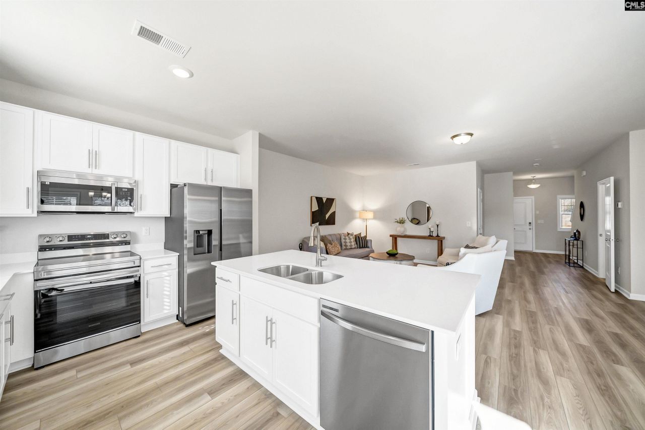 208 Carillo Drive Photo 14