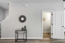 208 Carillo Drive photo 4