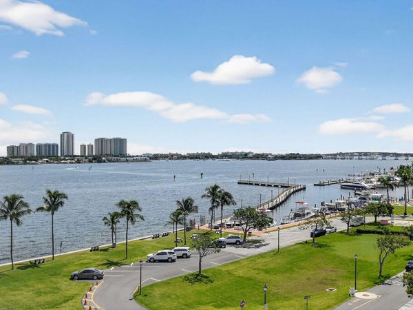 301 Lake Shore Drive, Unit 711, Lake Park, FL 33403