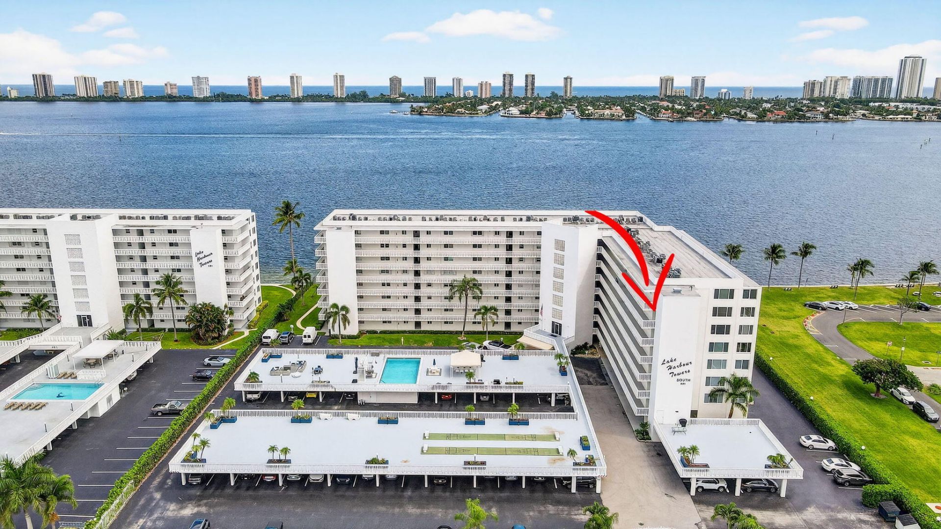 301 Lake Shore Drive, Unit 711, Lake Park, FL 33403 Photo