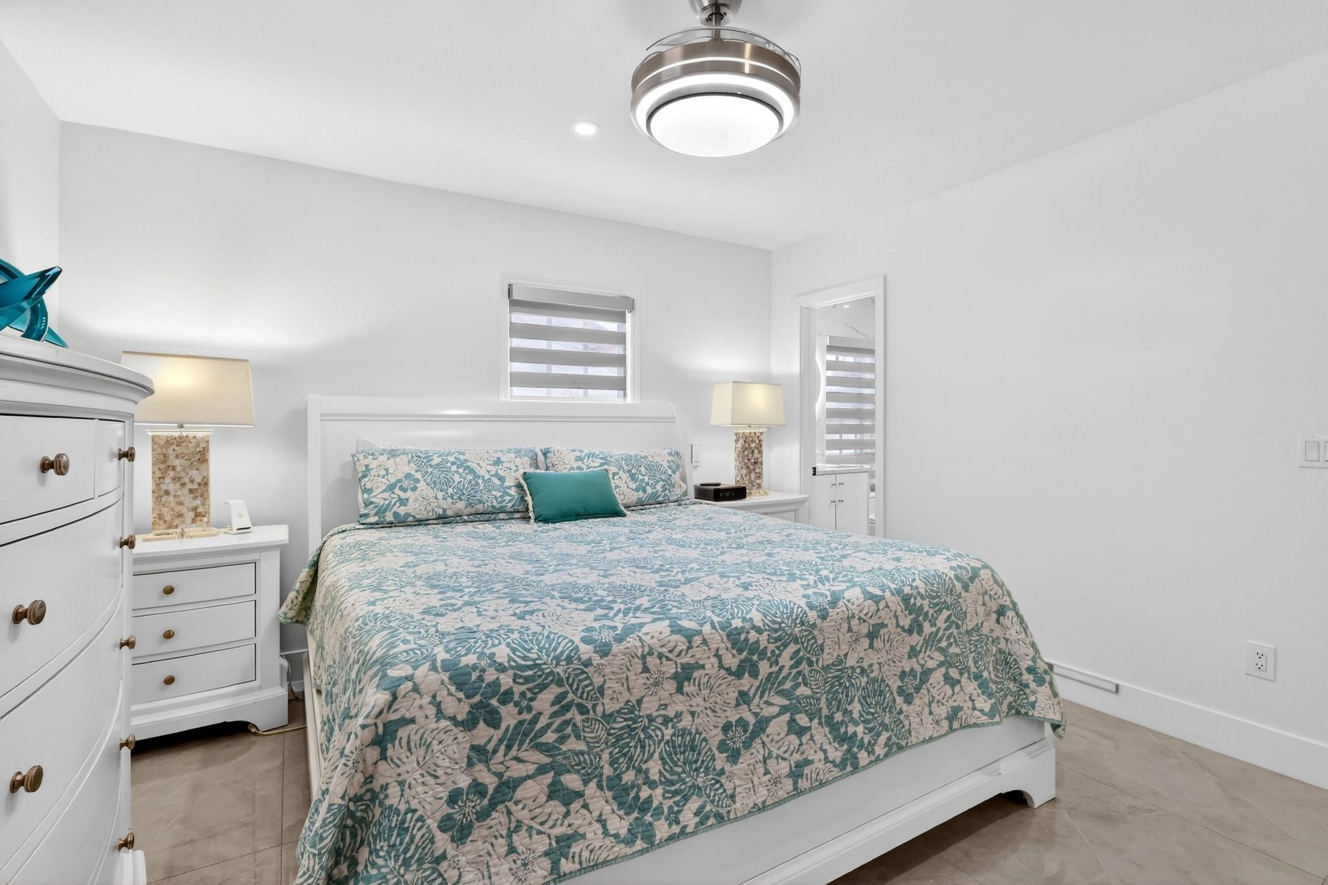 836 Ridgewood Drive, West Palm Beach, FL 33405 Photo