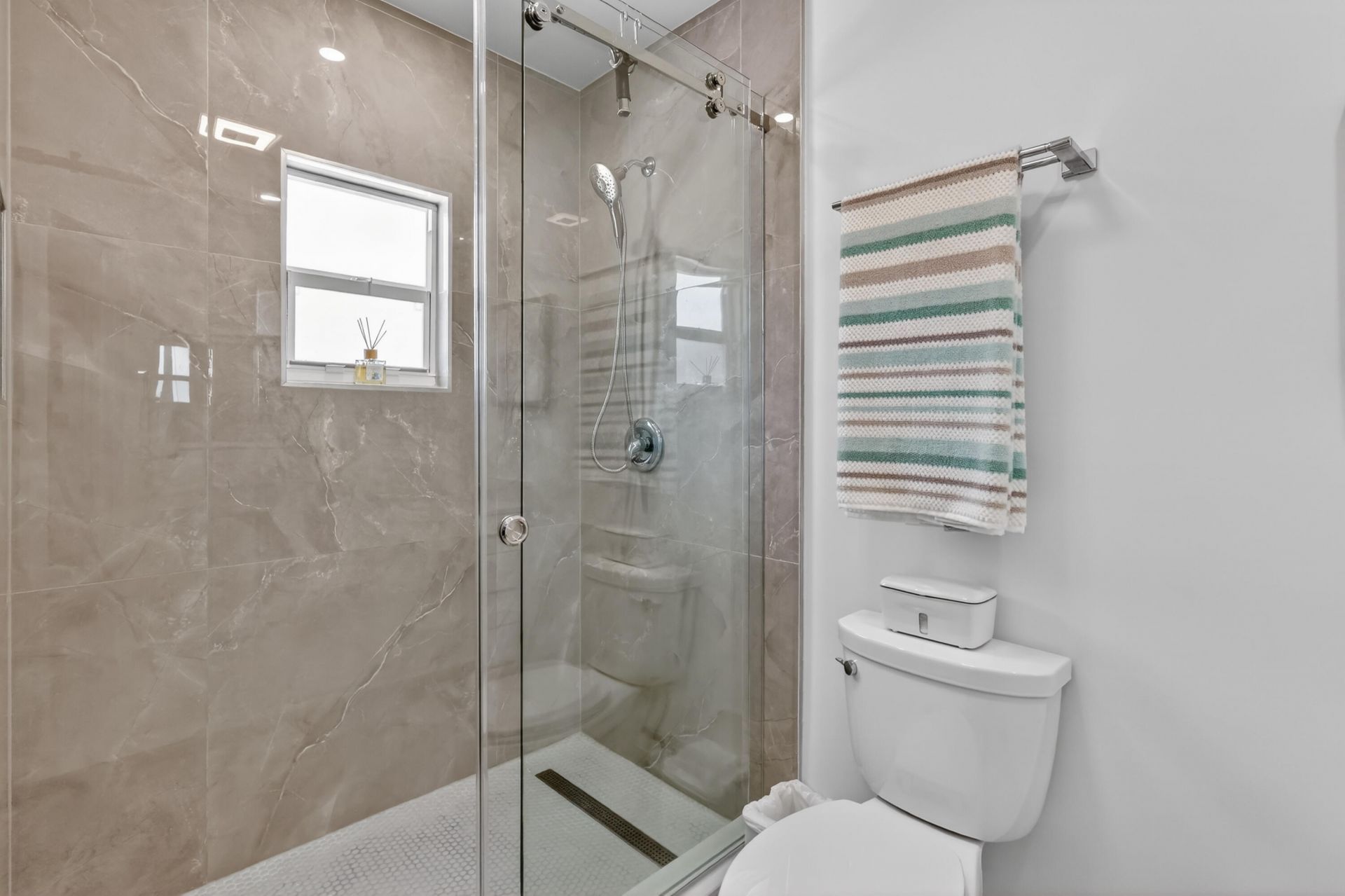 836 Ridgewood Drive, West Palm Beach, FL 33405 Photo