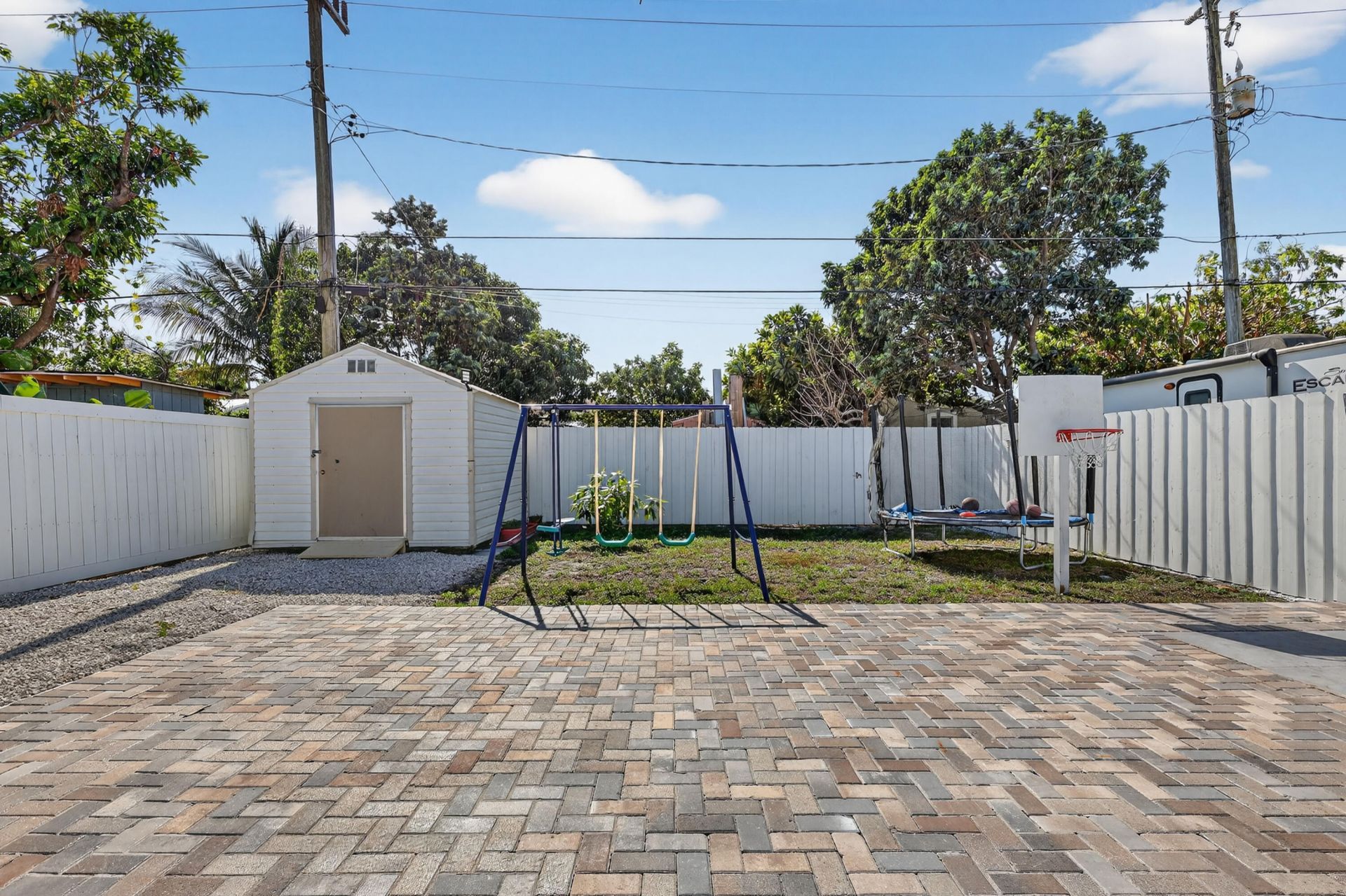 836 Ridgewood Drive, West Palm Beach, FL 33405 Photo
