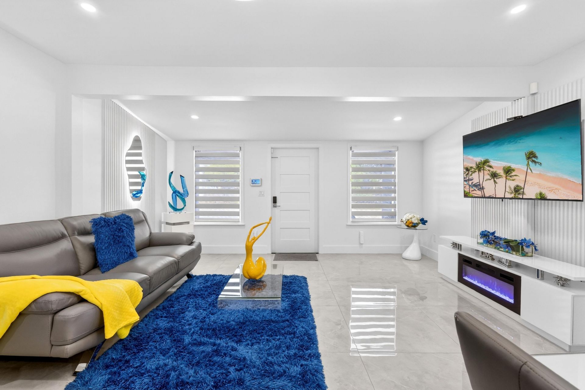 836 Ridgewood Drive, West Palm Beach, FL 33405 Photo