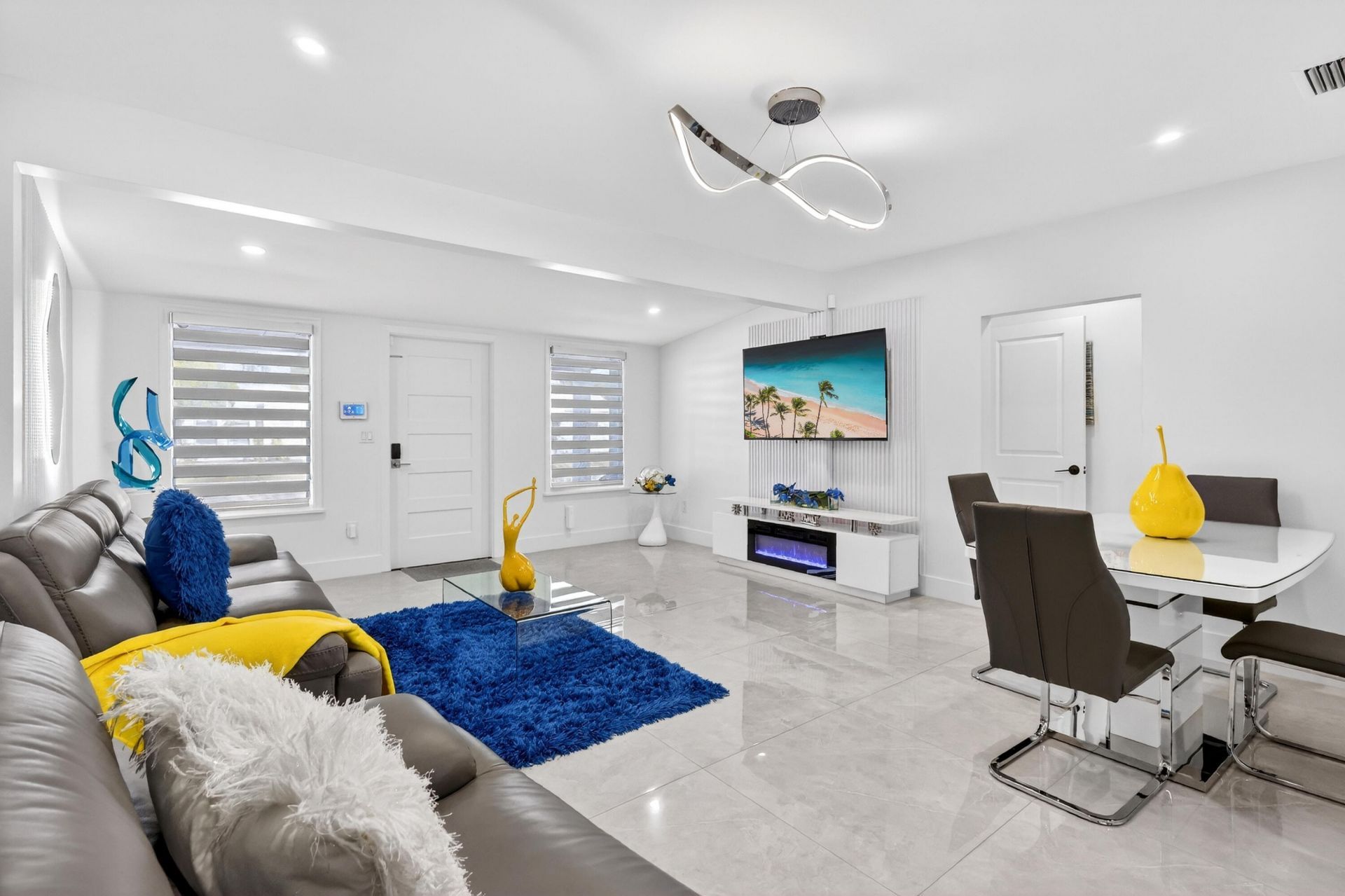 836 Ridgewood Drive, West Palm Beach, FL 33405 Photo