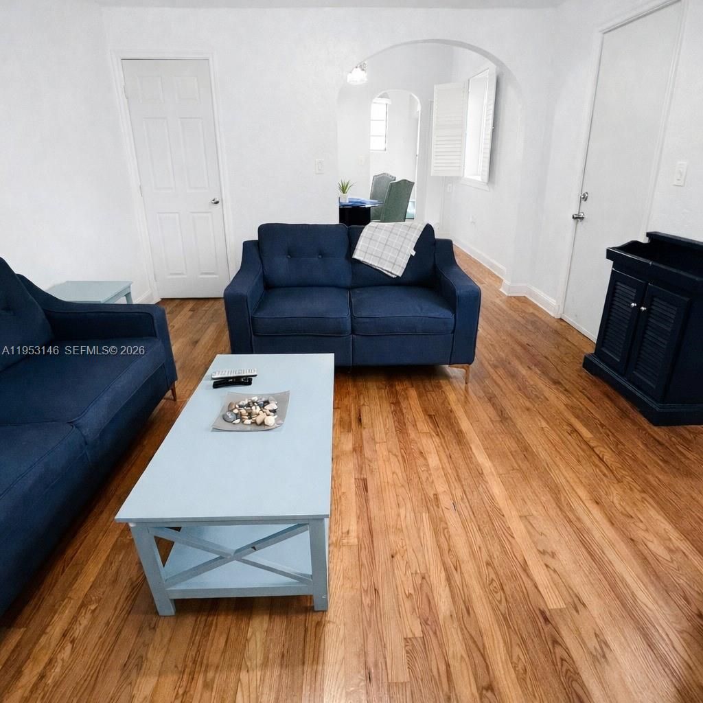 928 Euclid Ave , Unit 6, Miami Beach, FL 33139 Photo