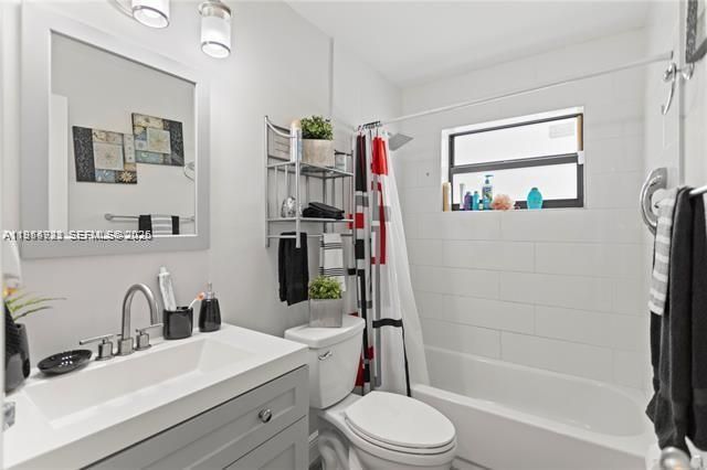 2407 Dewey St, Hollywood, FL 33020 Photo