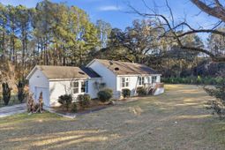 1613 Cavanaugh Road photo 4