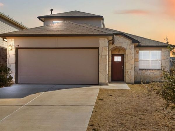 104 Sky Meadows Circle, San Marcos, TX 78666