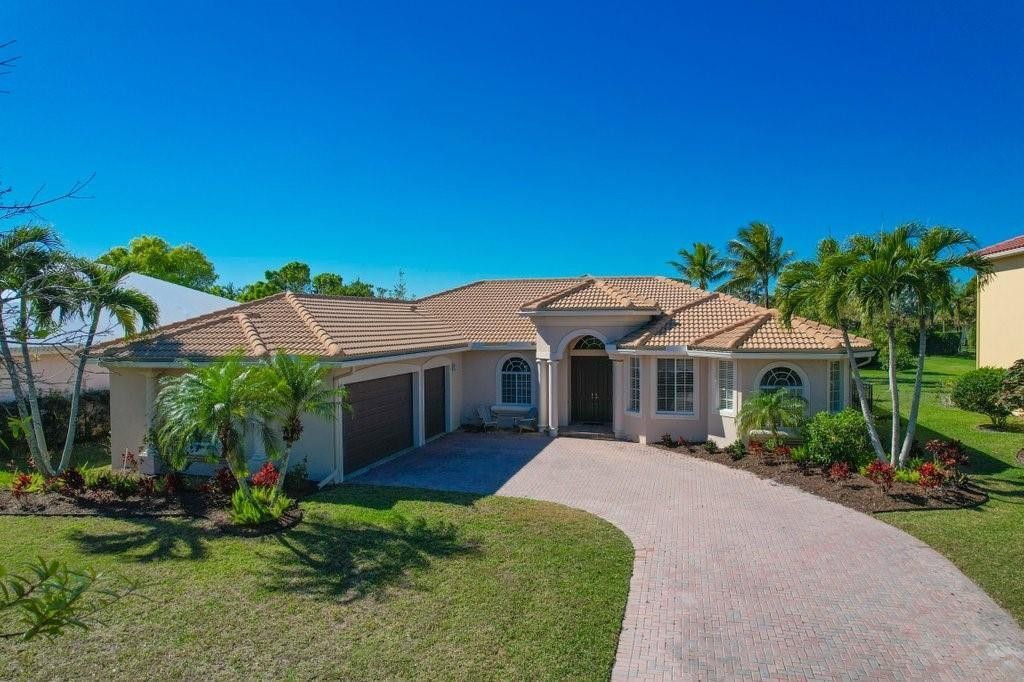 2202 SW Golden Bear Way, Palm City, FL 34990 Photo