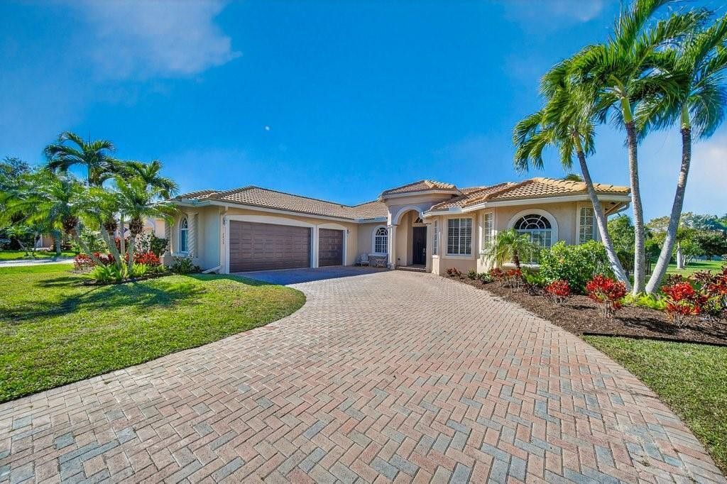 2202 SW Golden Bear Way, Palm City, FL 34990 Photo