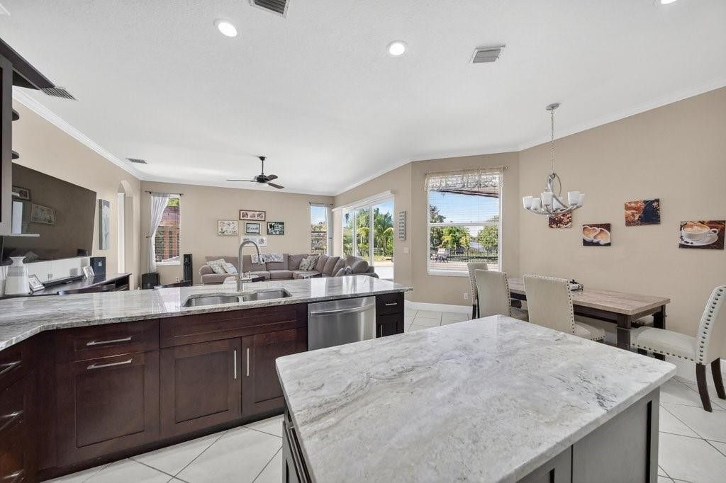 2202 SW Golden Bear Way, Palm City, FL 34990 Photo