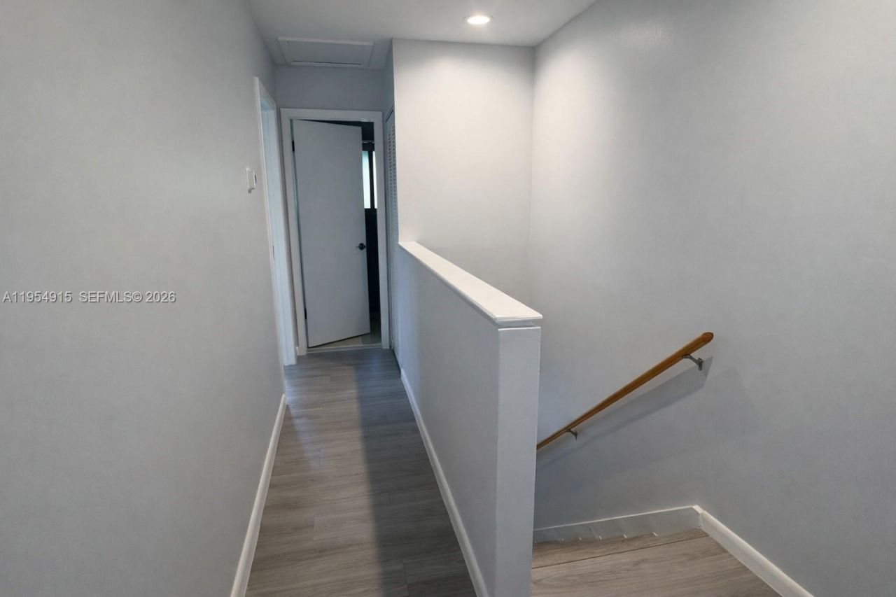 980 NW N River Dr, Unit 39, Miami, FL 33136 Photo