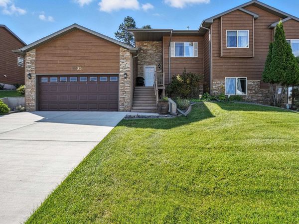6533 Muirfield Drive, Rapid City, SD 57702